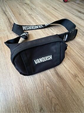 Vanquish Crossbody bag